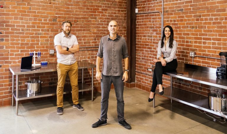 구글의 전 데이터 과학자, 비건 치즈 개발중