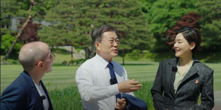 文대통령, 지구의 날 앞두고 박진희, 타일러와 대담