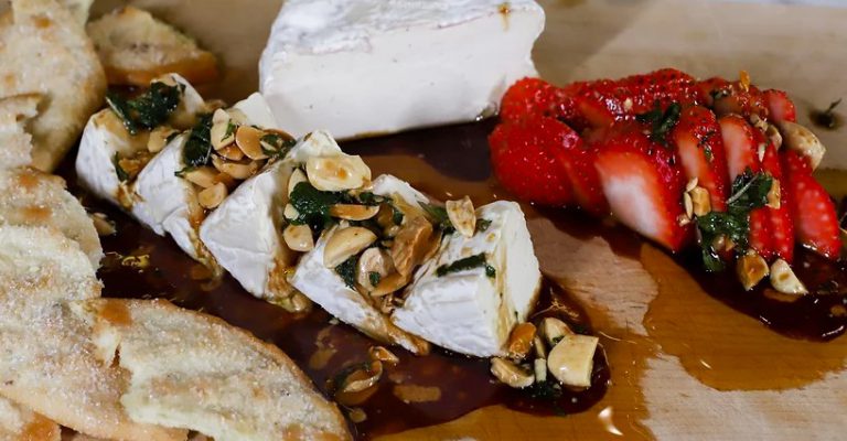 캐나다의 비건 브리 치즈 인기