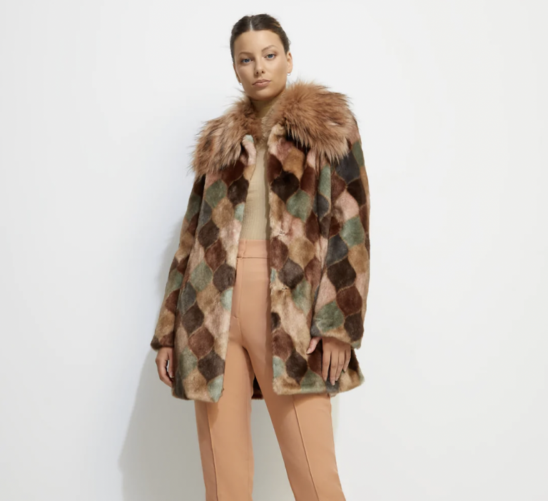 인조 모피 (Faux-fur) 어때?